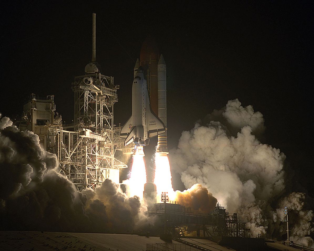 To the Rescue: The First Servicing Mission - Book chapter - IOPscience