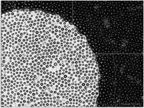 Retro-reflective target with high accuracy for industrial ...