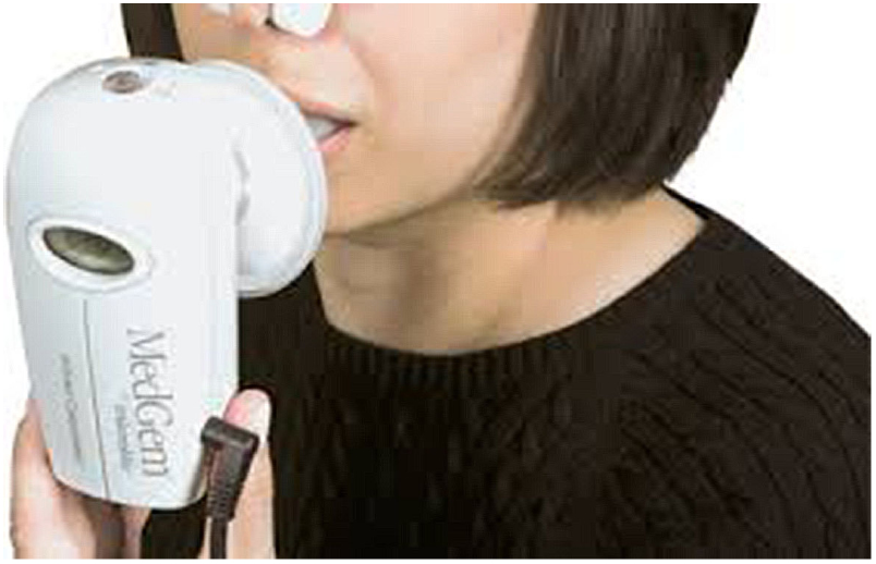 Wearable oxygen uptake and energy expenditure monitors - IOPscience
