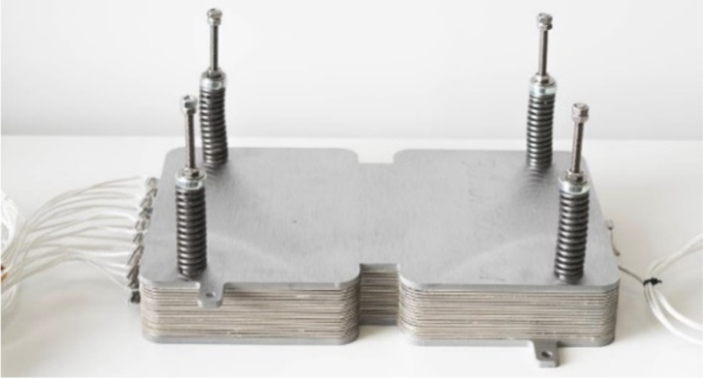 Performance Evaluation of an Anode-Supported SOFC Short-Stack Operating ...