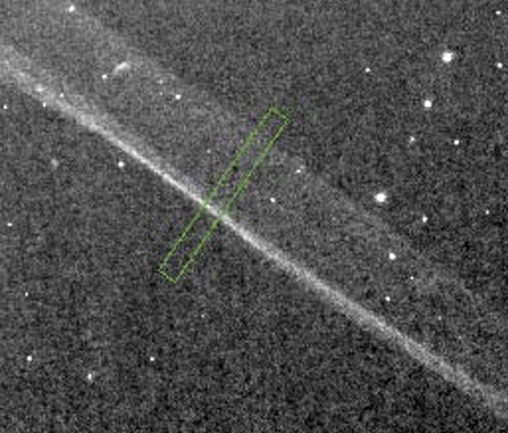 DISCOVERY OF POLARIZED LINE EMISSION IN SN 1006 - IOPscience